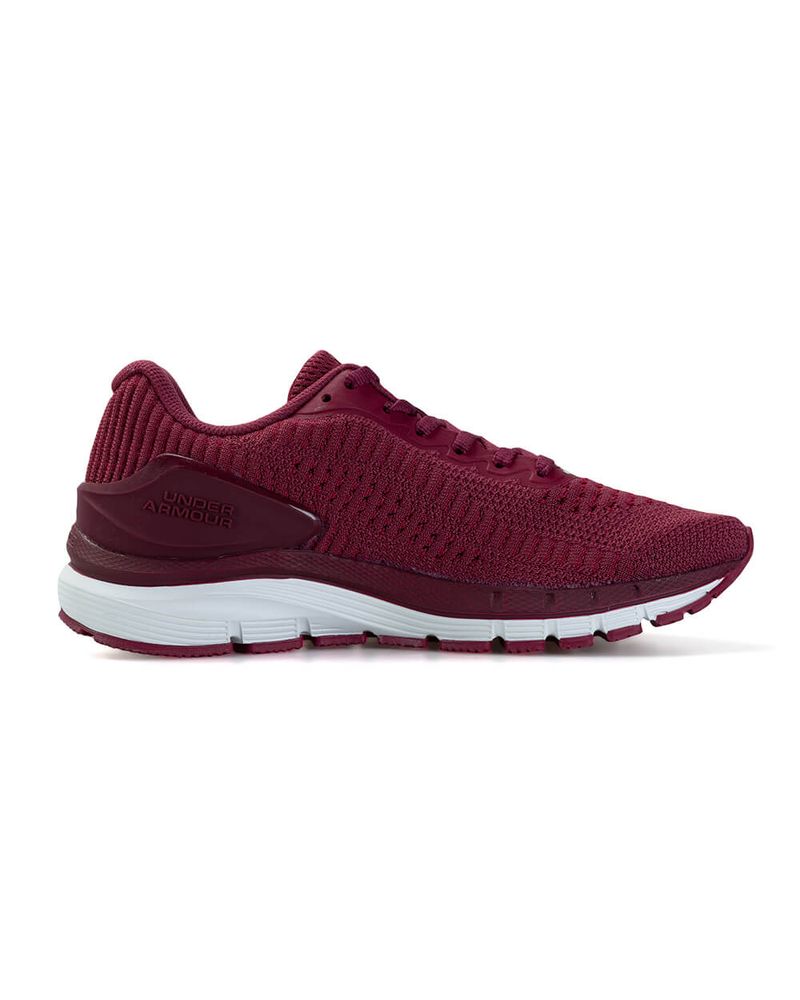Tenis-Under-Armour-Charged-Essential
