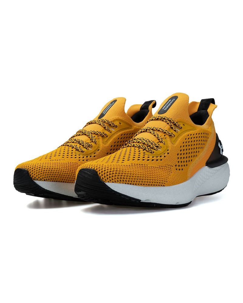 Tenis-Under-Armour-Charged-Quicker