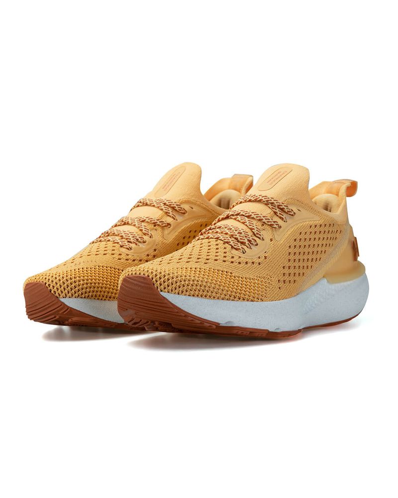 Tenis-Under-Armour-Charged-Quicker