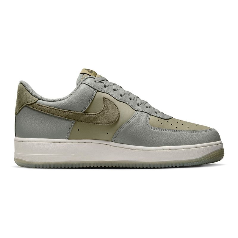 Tenis Nike Air FORCE 1 07 LV8 Ess Masculino Tenis e na Authentic Feet