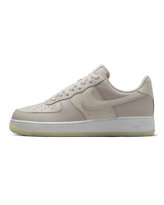 Tênis Nike Air Force 1 07 LV8 Masculino