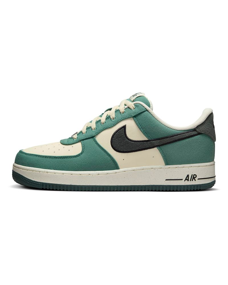 Tenis-Nike-Air-Force-1--07-LV8-Masculino