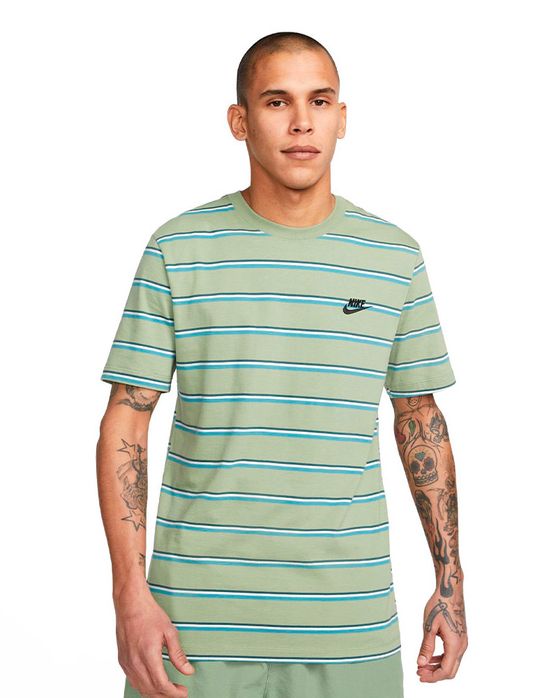 Camiseta Nike Club Masculina