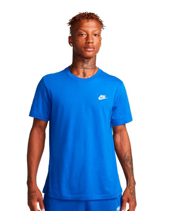 Camiseta Nike Club Masculina