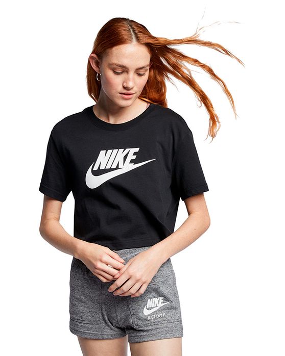 CAMISETA NIKE ESSENTIAL FEMININA