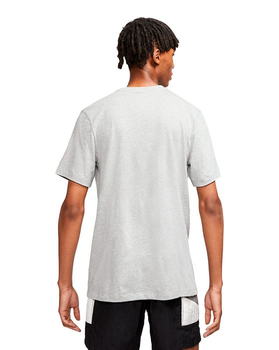 Camiseta Nike Club Masculina