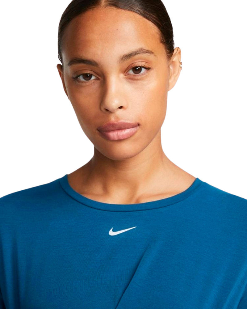 Camiseta-Nike-Dri-FIT-One-Luxe-Feminina