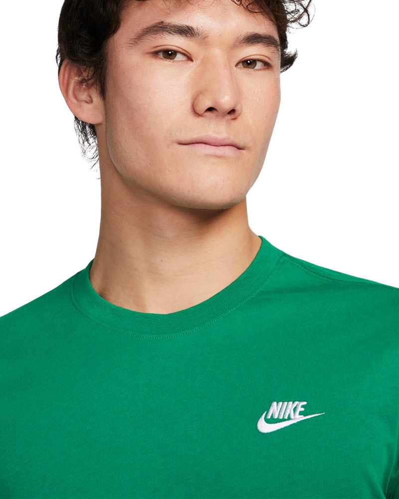 Camiseta-Nike-Club-Masculina