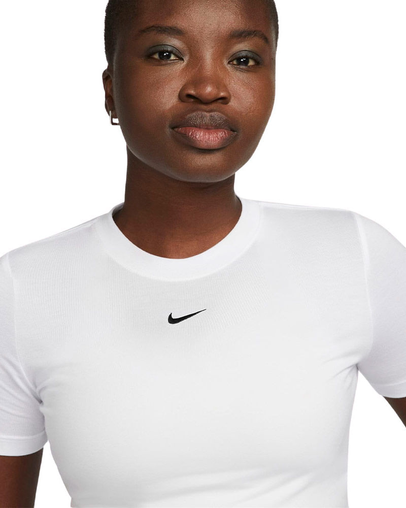 Camiseta-Nike-Essential-Femnina