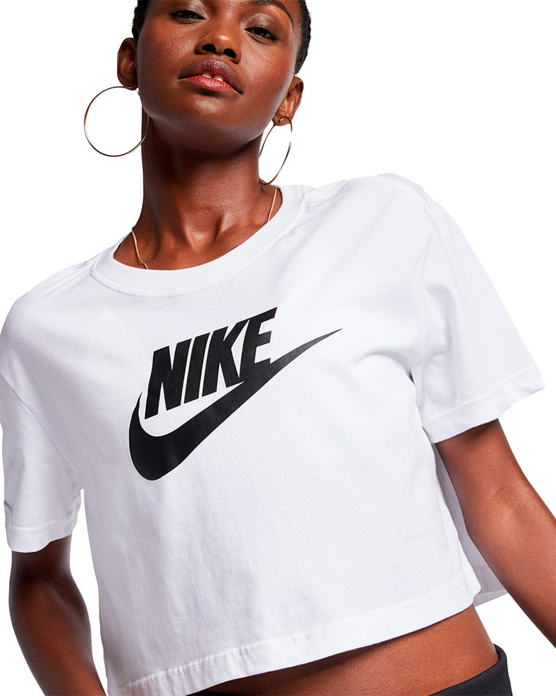 CAMISETA-NIKE-ESSENTIAL-FEMININA