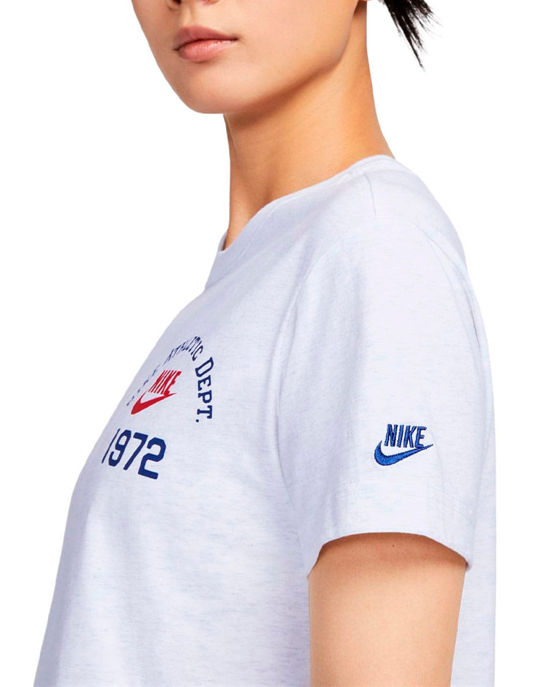 Camiseta-Nike-NSW-Ncps-Feminina