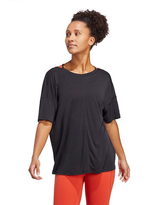 Camiseta adidas Oversized Yoga Studio Feminina