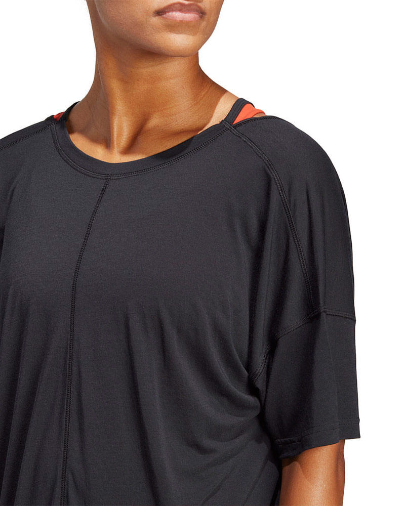 Camiseta-adidas-Oversized-Yoga-Studio-Feminina