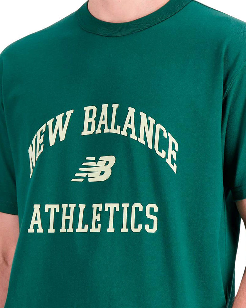 Camiseta-New-Balance-Athletics-Varsity-Masculina