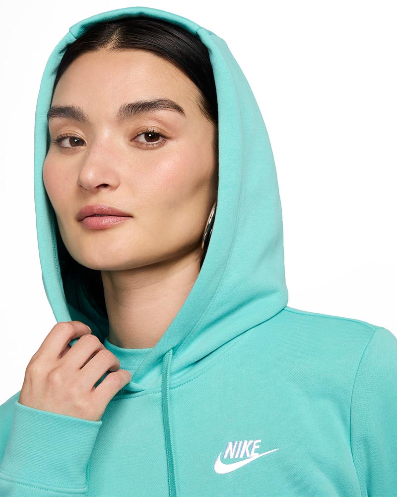 Blusao-Nike-Club-Feminino