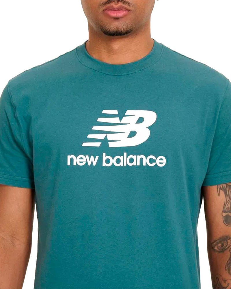 Camiseta-New-balance-Essentials-Masculina