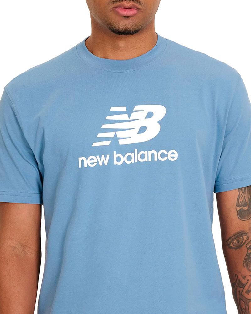 Camiseta-New-balance-Essentials-Masculina