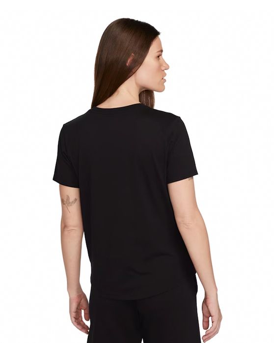Camiseta Nike Essential Feminina