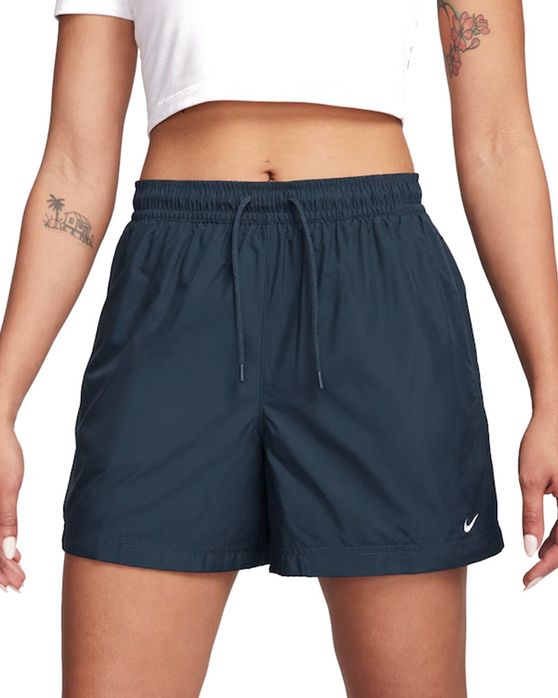 Shorts Nike Essential Feminino