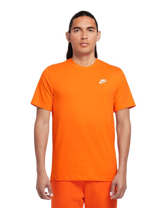 Camiseta Nike Sportswear Club Masculina