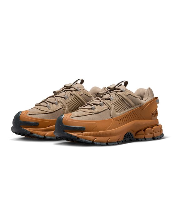 Tênis Nike Zoom Vomero Roam Feminino