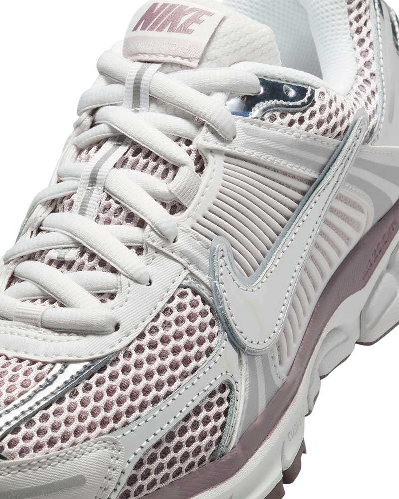 Tenis-Nike-Vomero-Feminino