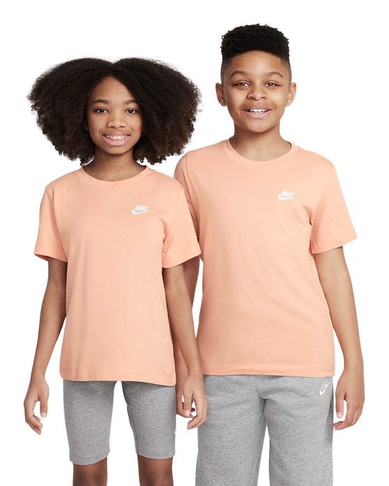 Camiseta Nike Sportswear Futura Infantil
