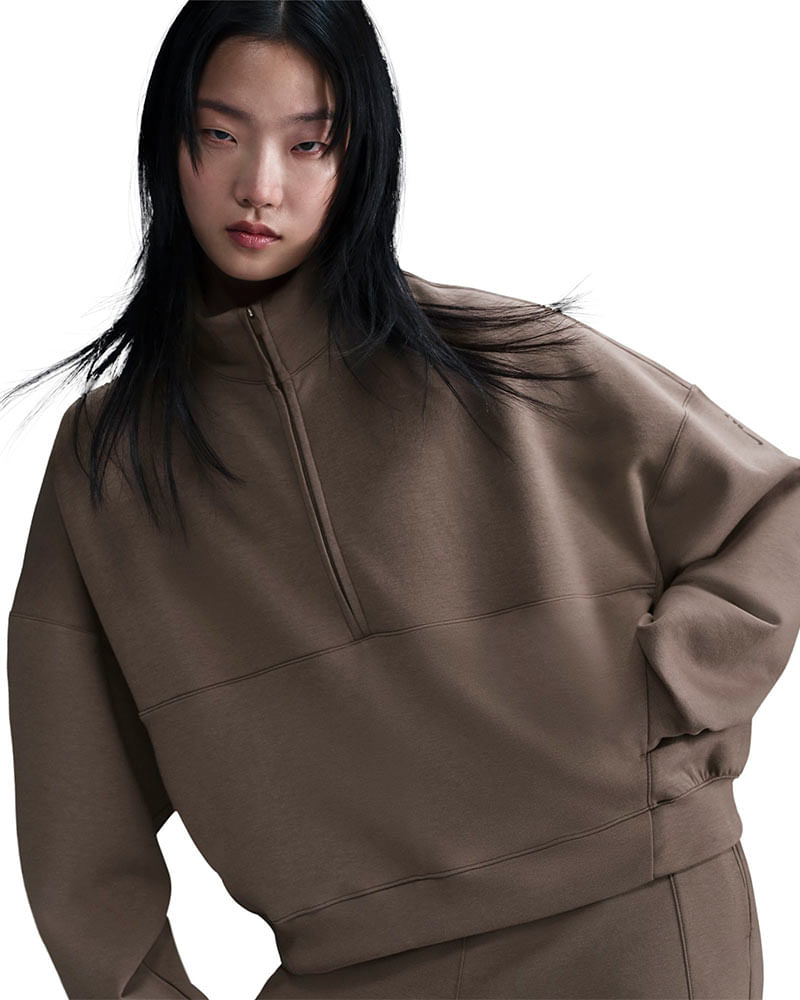 Blusao-Nike-24.7-Soft-Feminino