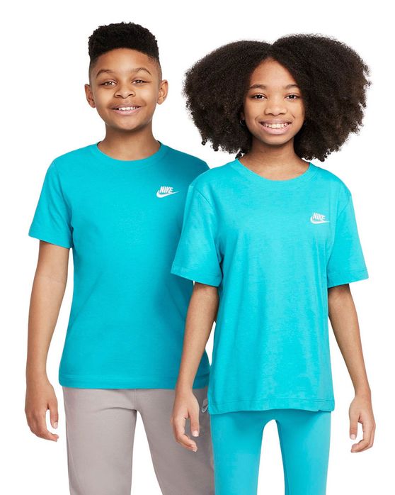 Camiseta Nike Sportswear Futura Infantil