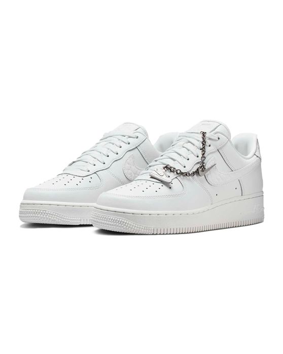 Tênis Nike Air Force 1´07 Lo Feminino