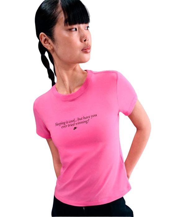 Camiseta Nike Sportswear Chll Knit Feminina
