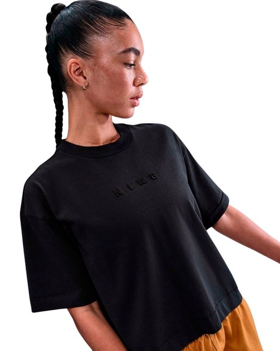 Camiseta Nike Sportswear Luxe Feminina