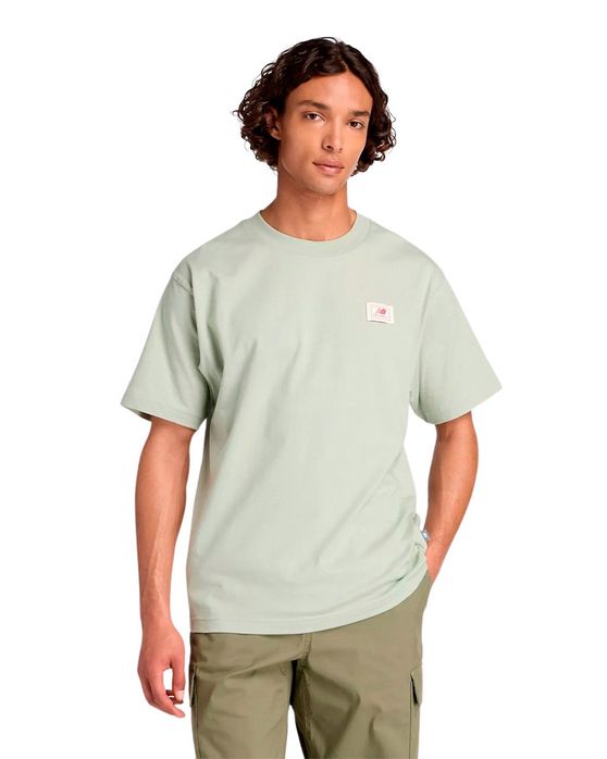 Camiseta New Balance Woven Label Masculina