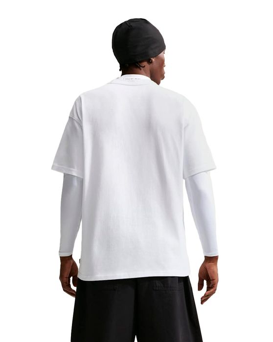Camiseta Nike Sportswear Premium Essentials Masculina