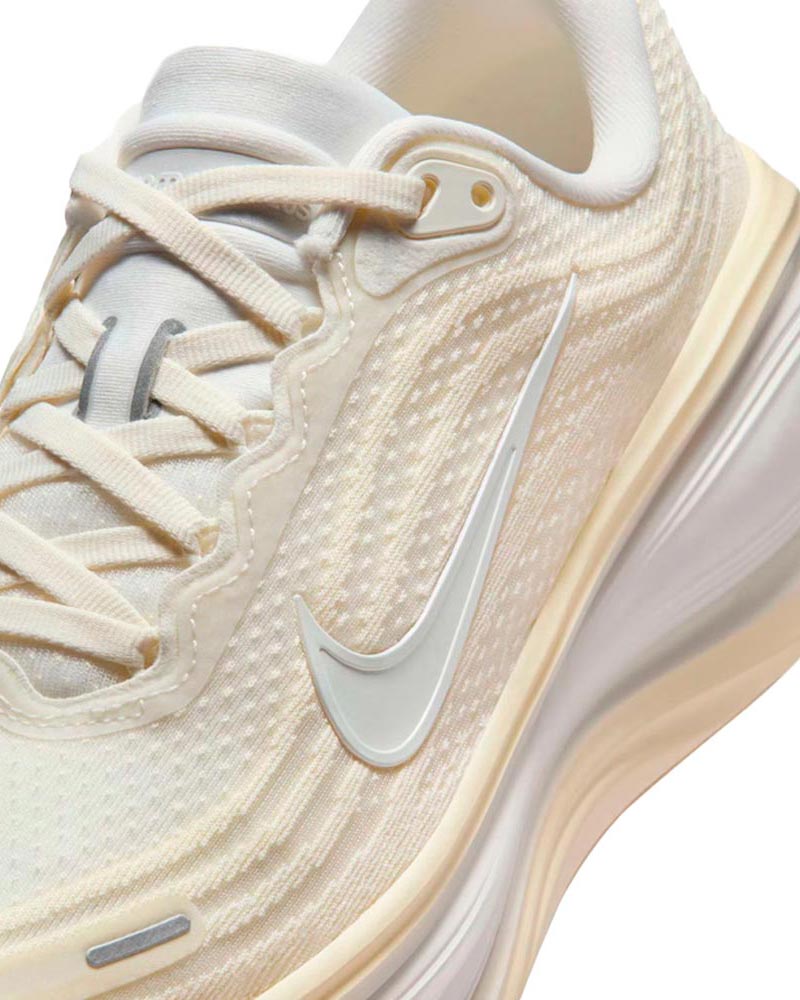 Tenis-Nike-Vomero-Plus-Feminino