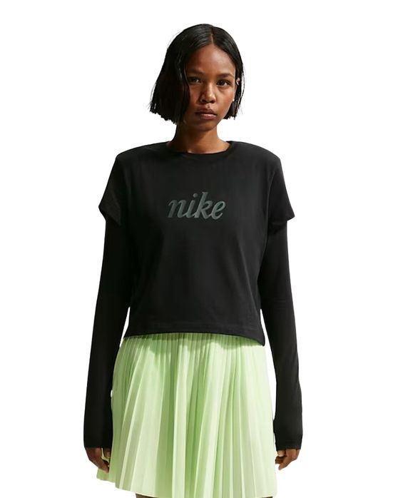 Camiseta Nike Sportswear Club Feminina