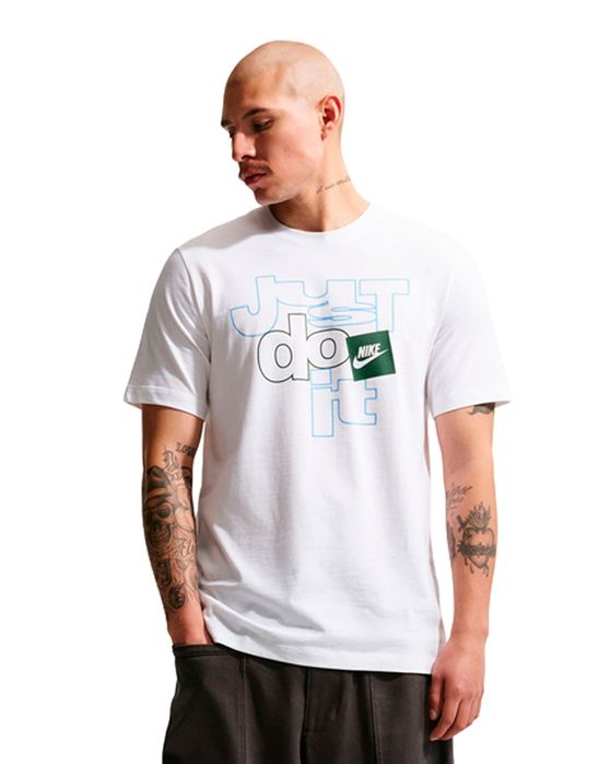 Camiseta Nike Sportswear JDI Club Masculina